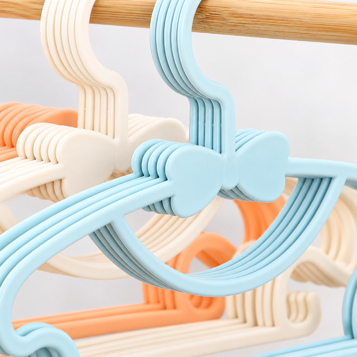 Small Children's Plastic Clothes Hangers, 10-Pack